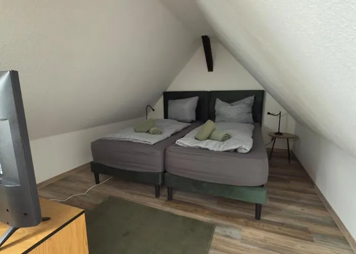 Premium Naumi 2, Parkplatz, Küche Merseburgo